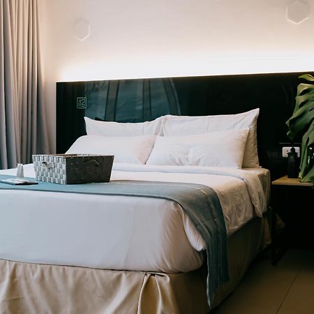 Dosi Hotel Ph Talisay  Εξωτερικό φωτογραφία