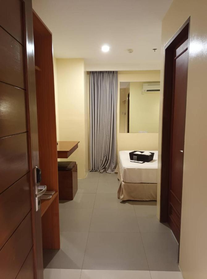 Dosi Hotel Ph Talisay  Εξωτερικό φωτογραφία