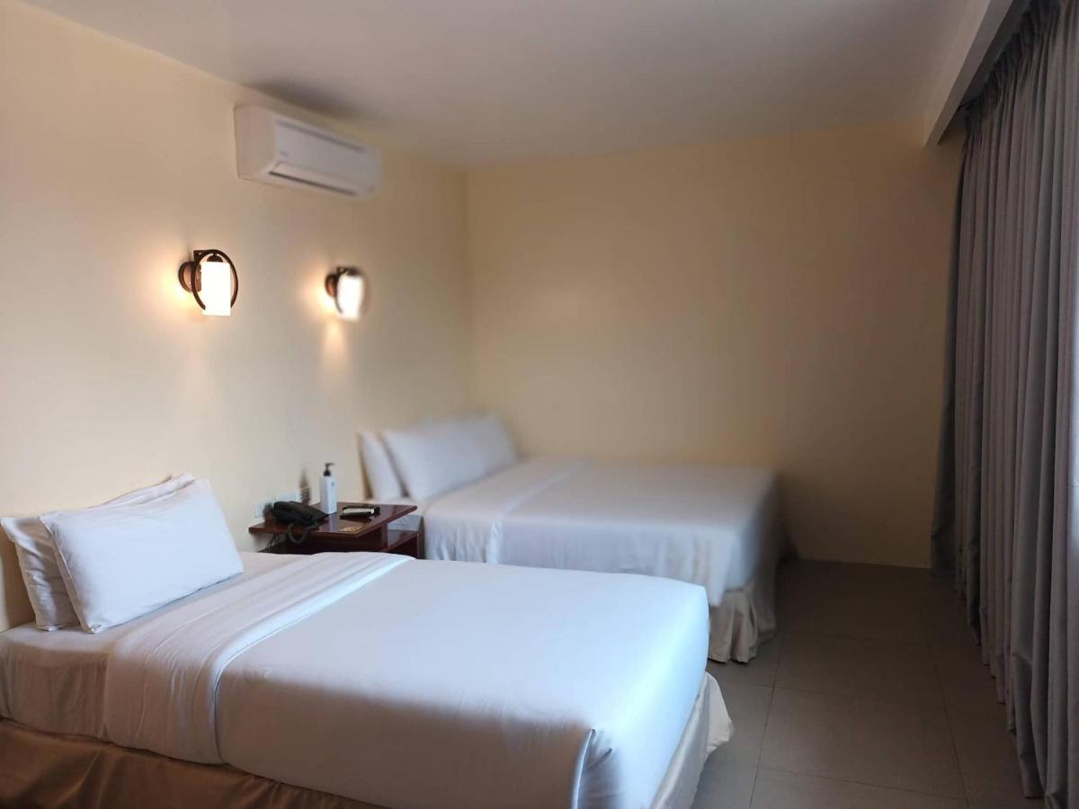 Dosi Hotel Ph Talisay  Εξωτερικό φωτογραφία